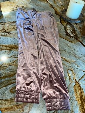 Young Fabulous & Broke Velvet Joggers - Dusty Mauve